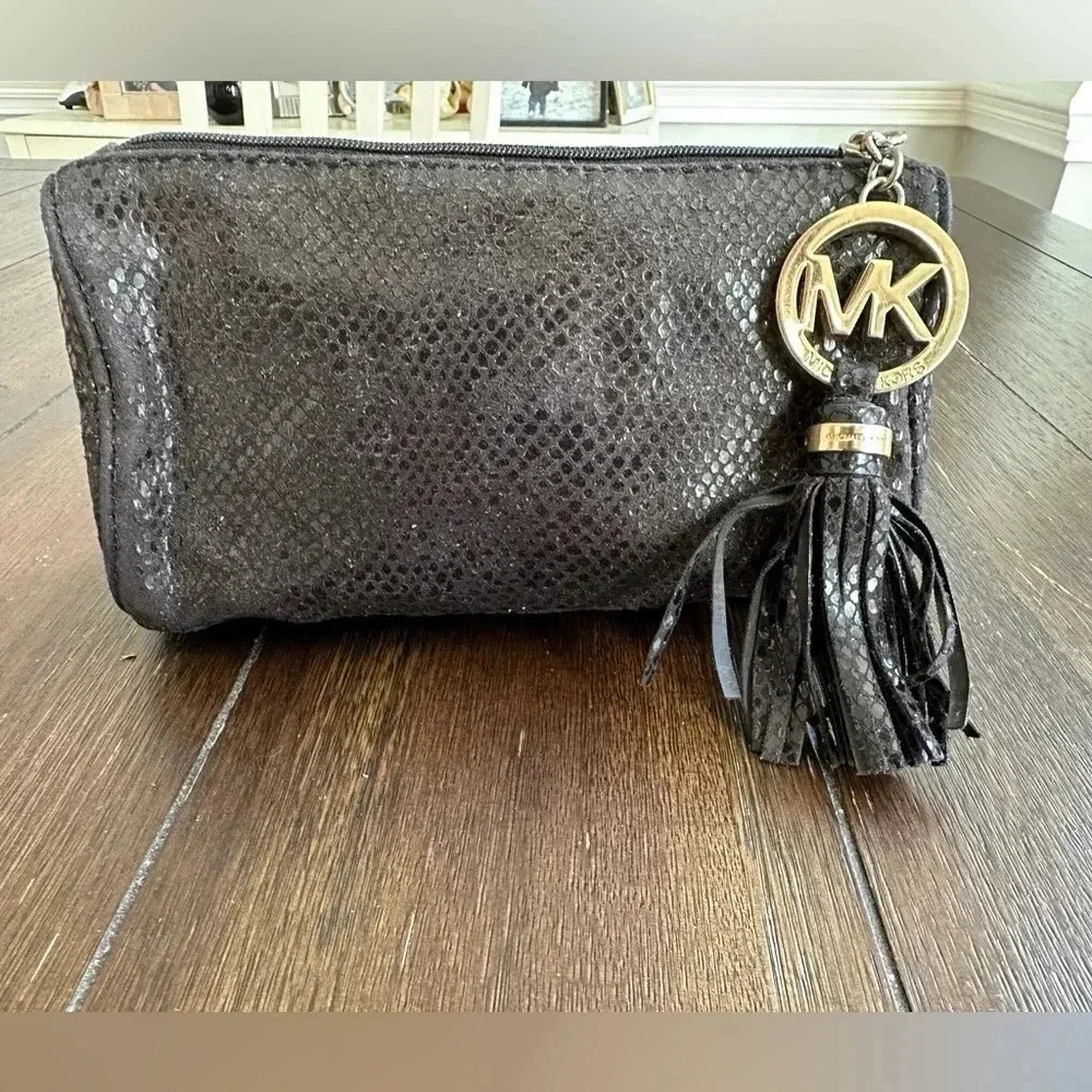 Michael Kors handbag/clutch